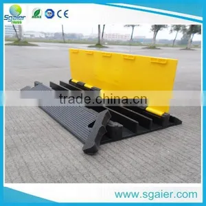 2/3/4/5 Channel Corner/Bend of Cable Protector ,cable Ramp for Sale thumbnail-3