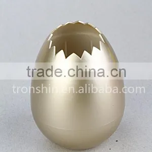 Elf Eggshell Flower Pot thumbnail-1