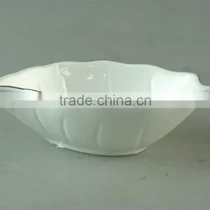 Wholesale Stock White Leaf Shape Ceramic Dish With Silver Line in Good Quality and Reasonable Price thumbnail-1