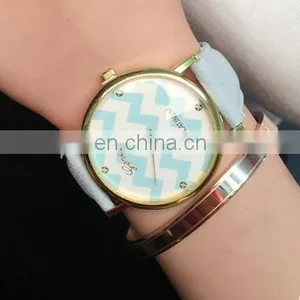 Fashion Women Casual Watches Ladies Wave Printing Wrist Watch Multicolor Leather Quartz Watch thumbnail-1