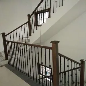 Minimalist Iron Staircase Balustrde thumbnail-1