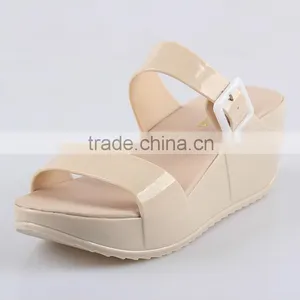 2015 Chun Xia Latest Fashion Shoes Transparent Jelly Shoes Ms Leisure Slippers Women Slippers thumbnail-3
