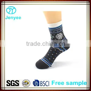 Lady Jacquard Dress Knitted Sock thumbnail-4