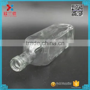 730ml Screw Cap Sealing Type Classical Glass Bottles for Alcohol Drink thumbnail-5