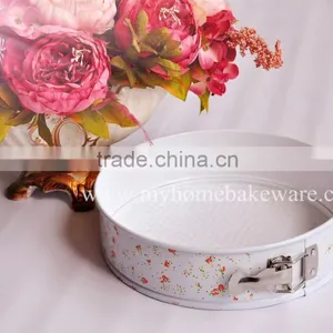 Dia.24*H7cm Carbon Steel Non-stick Round Springform Cake Pan With Decals and Flowers Bakeware Set thumbnail-4