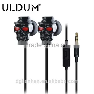 Earphone ULDUM 2013 Earphone High Quality Skull Shape Earphone With Mic thumbnail-3