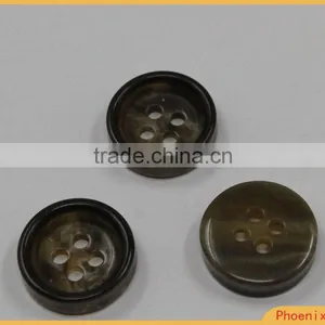 Natural Coconut Button With 4 Holes thumbnail-1