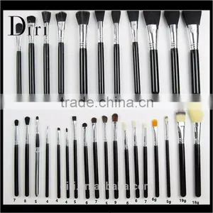 Professional 29pcs Make up Set Eyeshdow Blusher Concealer Lip Eyebrow Makeup Brush thumbnail-5