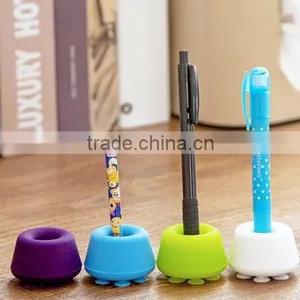 CY180 Multi-purpose Sucker Cute Toothbrush Holder thumbnail-4