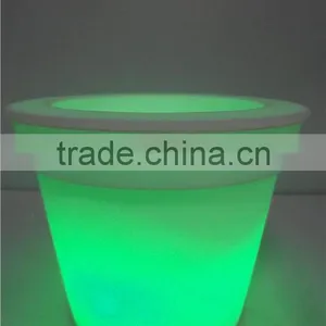 Beautiful Pot Garden Plastic LED Flower Pot thumbnail-5