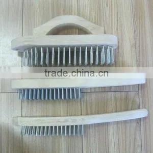 Scratch Steel Wire Brush thumbnail-1