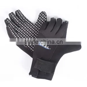 #74410 Neoprene Diving Gloves thumbnail-1