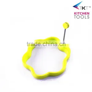 Flower Shaped Silicone Egg Ring Egg Baking Mold Egg Slicer thumbnail-1