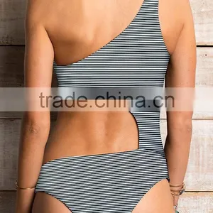 Ladies Fashion Side Cut Out Stripe One-piece Swimwear thumbnail-3