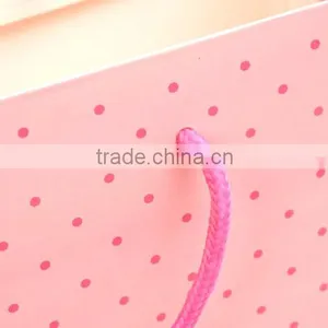 Fancy Folded Die Cut Handle Offset Printing Kraft Paper Bag thumbnail-6