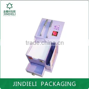 Decorative Christmas Gift Box Packaging thumbnail-2