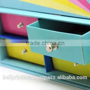 Multi Color Rigid Box With Window & Tray thumbnail-2