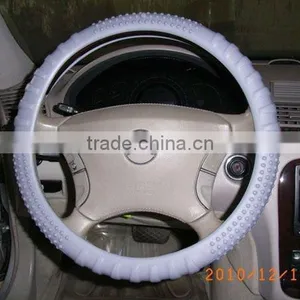 Beautiful Silicone Steering Wheel Cover thumbnail-1