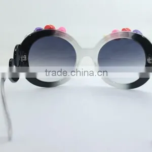 Women's Vintage Beach Style Round Frames UV400 Multi-color Rose Flower Sunglasses thumbnail-3