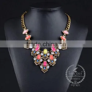 High Quality Colorful Resin Chunky Statement Necklace Tin Alloy Fashion Women Pendant Necklace 6390120 thumbnail-1