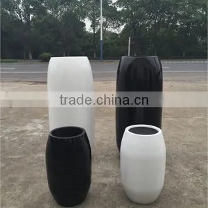 FO-357 New Style Fiberglass Planter thumbnail-2