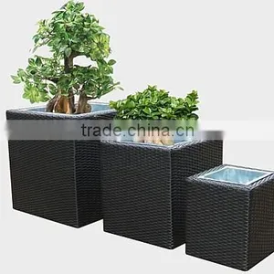 Outdoor Flower Basket thumbnail-2