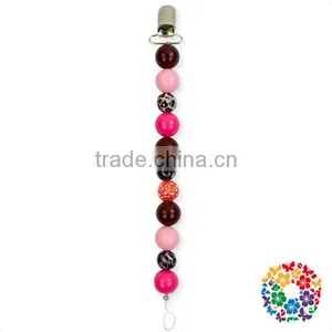 China Manufacturer Wholesale Safe Silicone Baby Soother Chain Holder Pacifier Holder Clip thumbnail-1