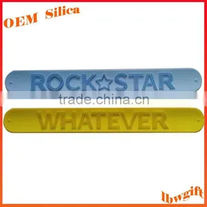 New Promotional Printing Logo Custom Reflective Silicone Slap Wristband thumbnail-1
