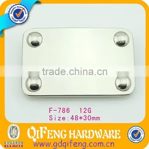 China Supplier Gold Metal Tag With Customized Engraving Logo thumbnail-1