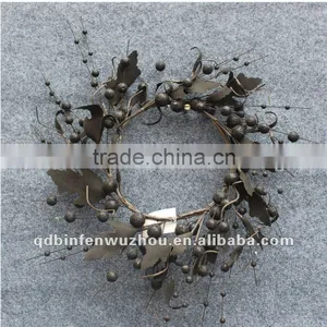 20'' Artificial Black Christmas Wreath thumbnail-1
