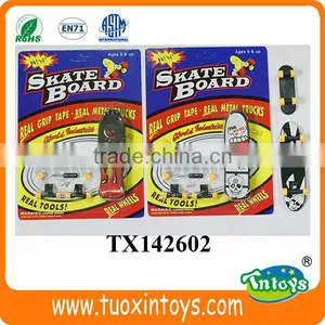 Mini Plastic Finger Skate Board Sport Game Toys for Children thumbnail-2