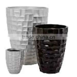 Resin Garden Planters Garden Urn Planter Wholesale thumbnail-1