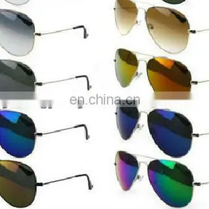 Fashion Metal Aviator Sunglasses With Mirror Lenses thumbnail-1