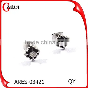 Fashion Jewelry Earrings Man Stud Daily Wear Earrings thumbnail-1
