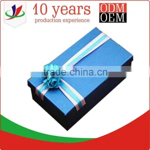 Coat Gift Box thumbnail-1
