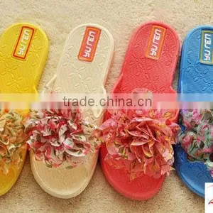 Used PVC Slipper Air Blowing Moulding Machine in Stock thumbnail-6
