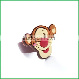 OEM Plastic Tiger Finger Ring, Animal Finger Ring,PVC Cartoon Anime Finger Ring thumbnail-1