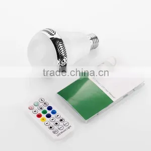 Bluetooth Smart RGBW LED Light Bulb Speaker thumbnail-3