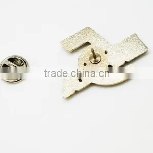 Fashion Customized Zinc Alloy Lapel Pin With Diamond thumbnail-4