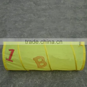 Eco-friendly Fabric Dog Toy Tunnel for Dog Playing thumbnail-1