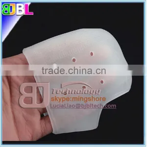 Silicone Foot Care Moisturizing Gel Heel Socks, Cracked Foot Skin Care Heel Protector, Massaging Heel Protection Cushion Pad. thumbnail-1