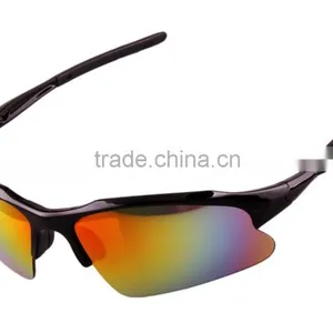 Hight Quality TR-90 Material Ultrasoft Frame Kids Sunglasses Polarized for Sport thumbnail-2
