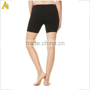 Custom Black Fitness Compression Shorts Crossfit Shorts thumbnail-3