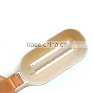 Fish Scale Scraper Remover Scaler Cleaner Peeler Fish Skinner Fish Server With Cover Kitchen Cutlery User-friendly thumbnail-4