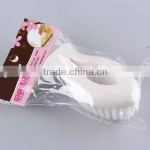 Fish-shaped Kitchen Cleaning Brush thumbnail-5