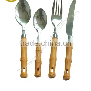 Plastic Handle Flatware Set thumbnail-1