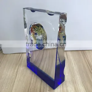 Wholesale Transparent Crystal Shield Award Trophy Manufacturer thumbnail-1