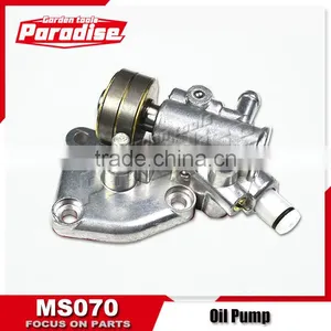 MS070 Gas Chainsaw Spare Parts Oil Pump of Chainsaw Machine thumbnail-1