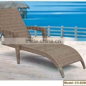 Wicker Sunlounge thumbnail-1