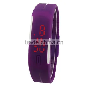 Plastic Promotional Watches With Your Own Logo Digital Bracelet Silicone Led Watch thumbnail-2